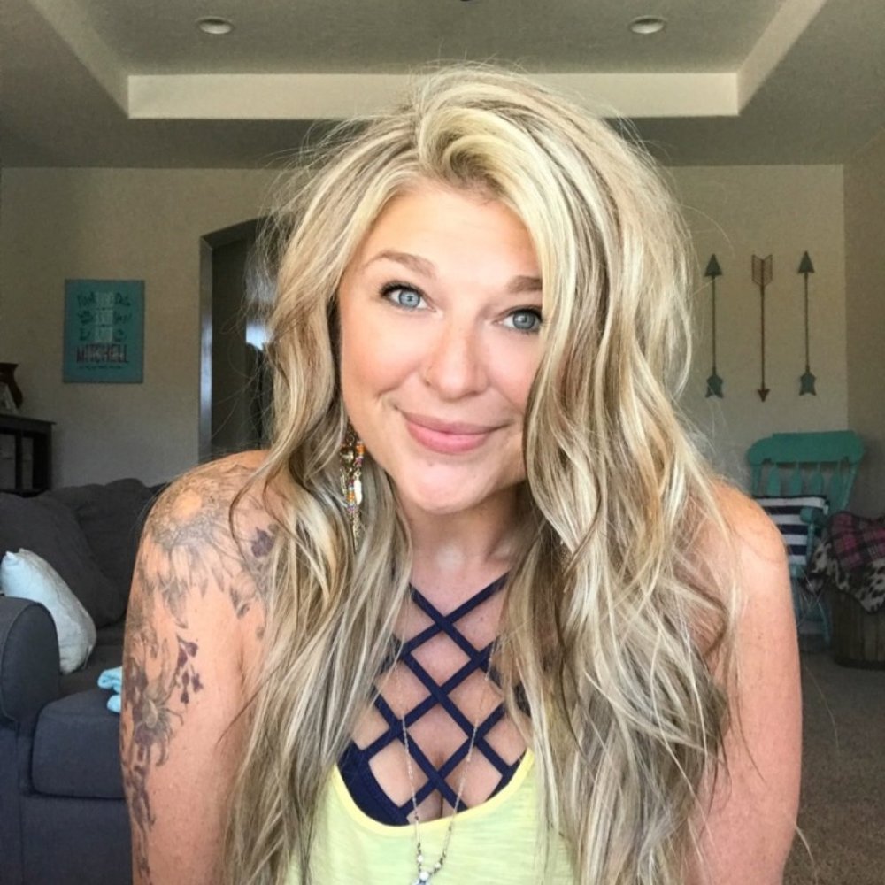 Meet your Posher,  Jen! (Nella's Cottage)